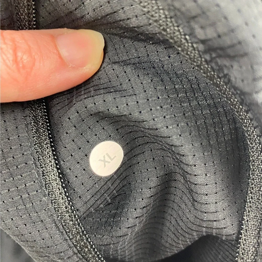 Lululemon Revival Sweatshirt Hoodie Men's Size XL Black Gray - Picture 8 of 11
